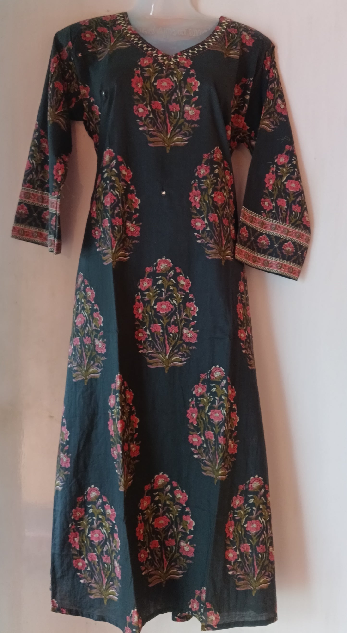 Black floral print Cotton Kurthi