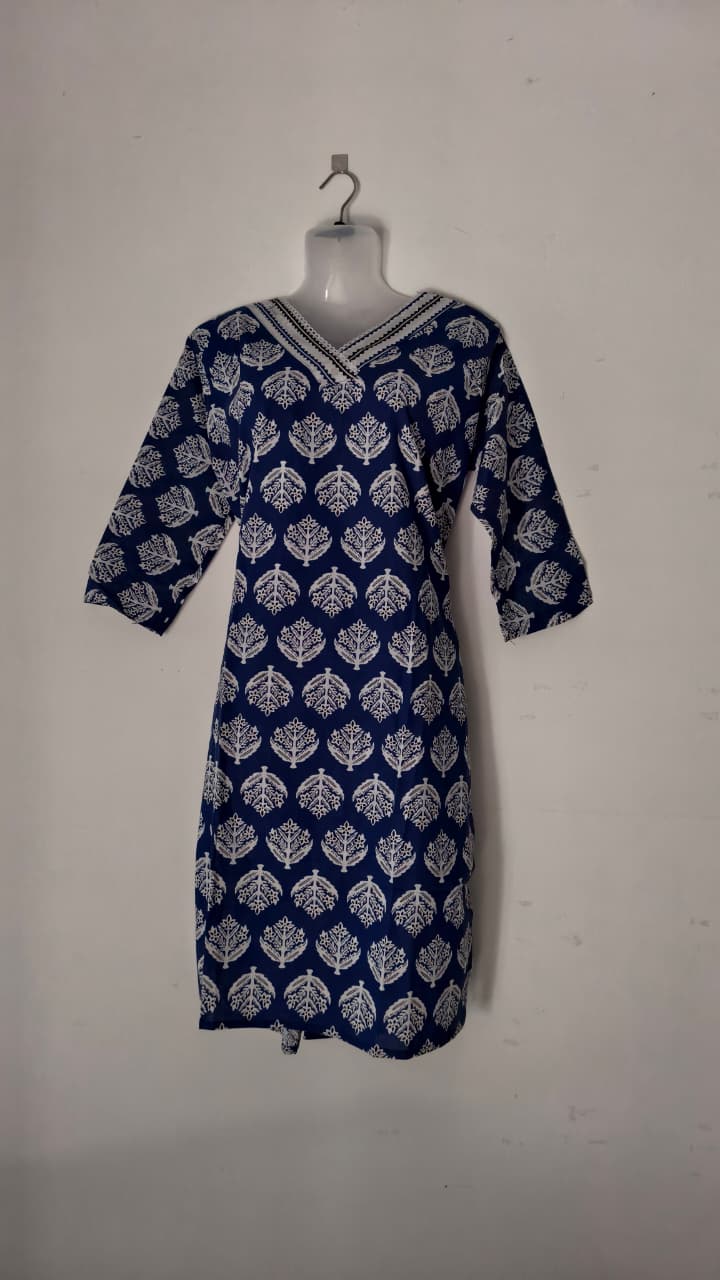 Navy‑blue kurti with white leaf‑pattern print